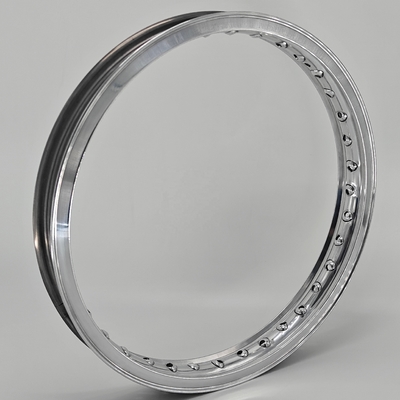 Rodillas de motocicleta de aleación Valanced de estilo Akront pulido de 18&quot; 19&quot; 21&quot; con acabado pulido